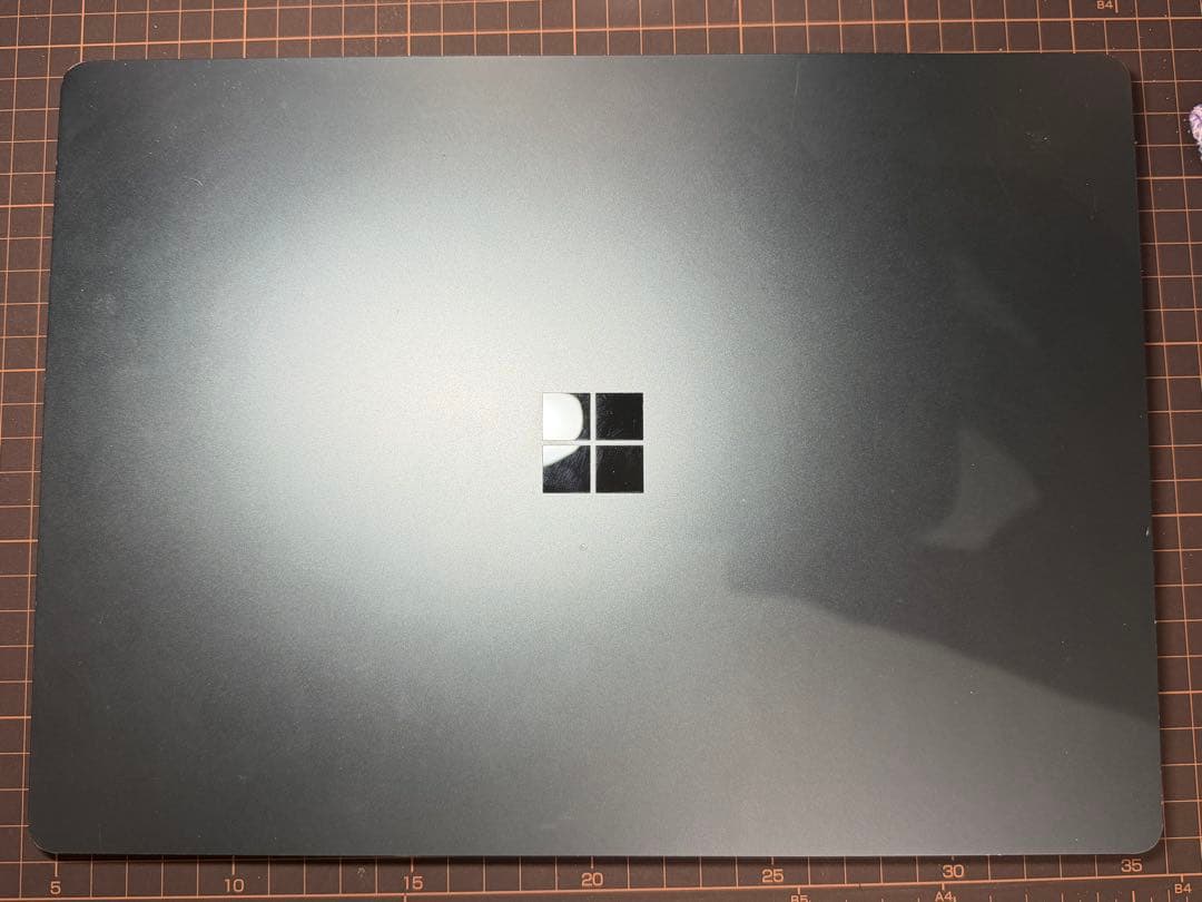 Microsoft Surface Laptop 2 充電器付