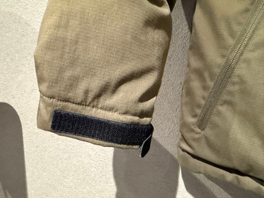 NANGA フード付きダウンジャケット