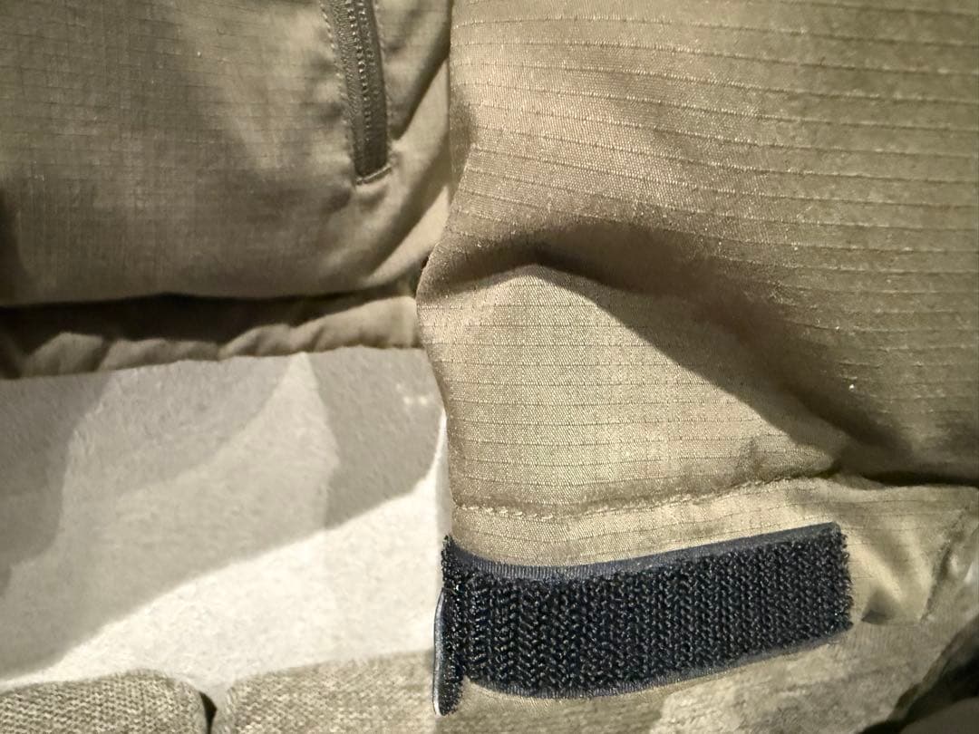 NANGA フード付きダウンジャケット