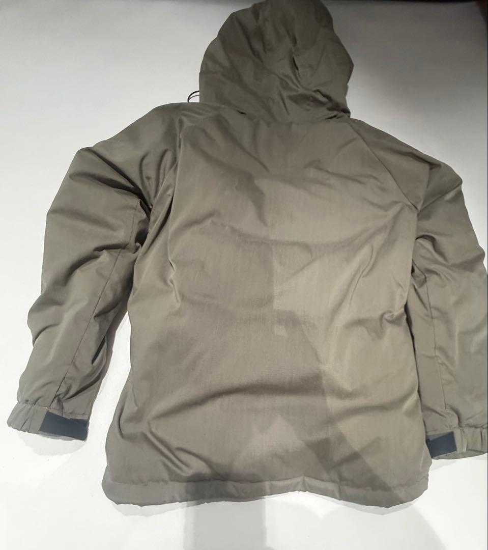 NANGA フード付きダウンジャケット