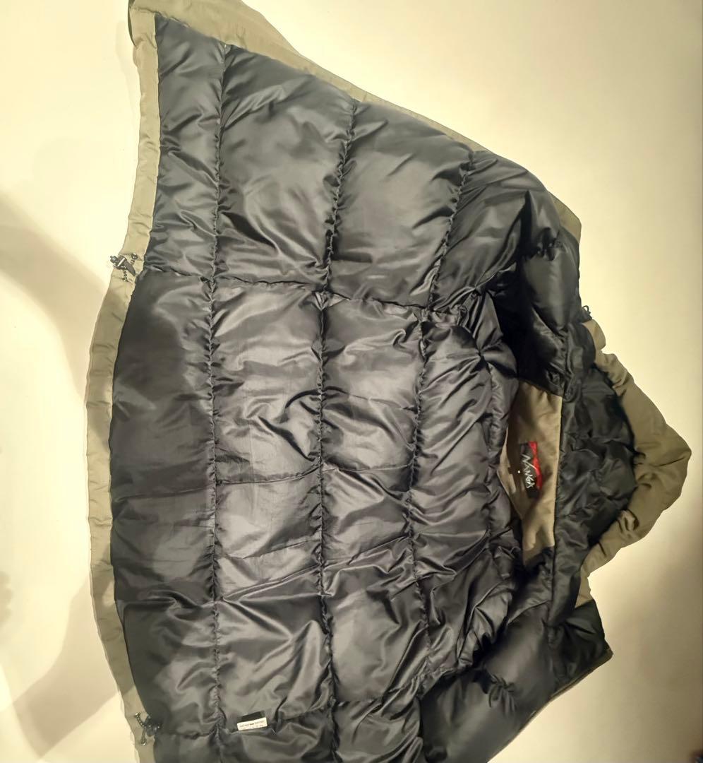 NANGA フード付きダウンジャケット