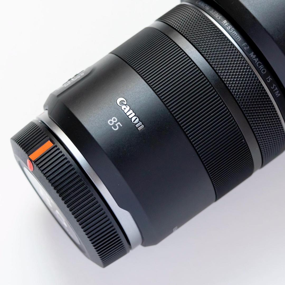 Canon RF85mm F2 マクロ IS STM レンズ＋フード（美品）