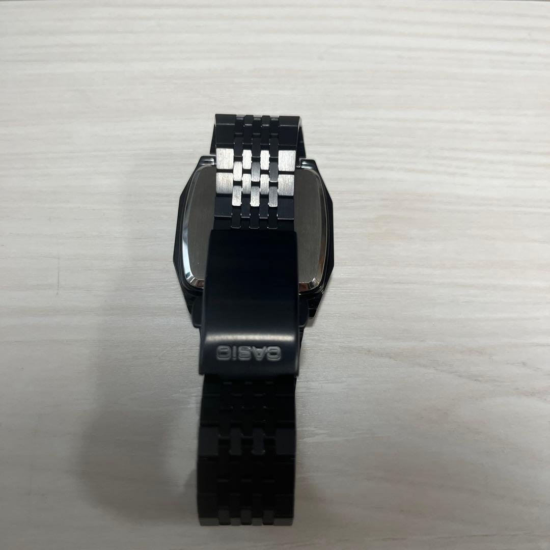 CASIO A1100B-1JF ブラック腕時計