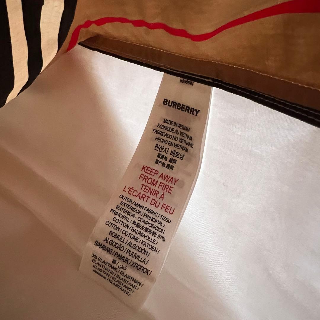 バーバリー　シャツ 6Y