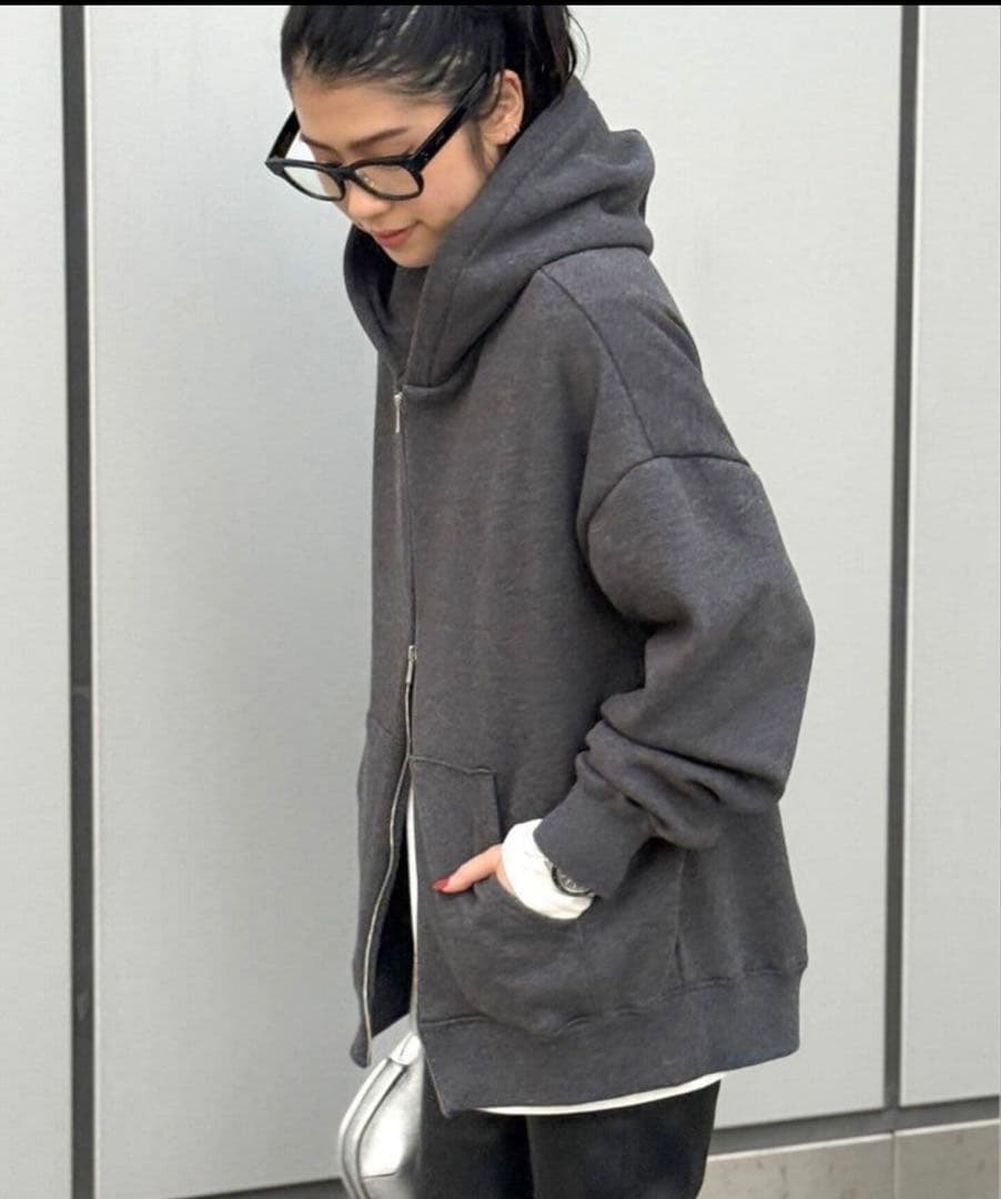 AP STUDIO New Warm Zip Hoodiグレー