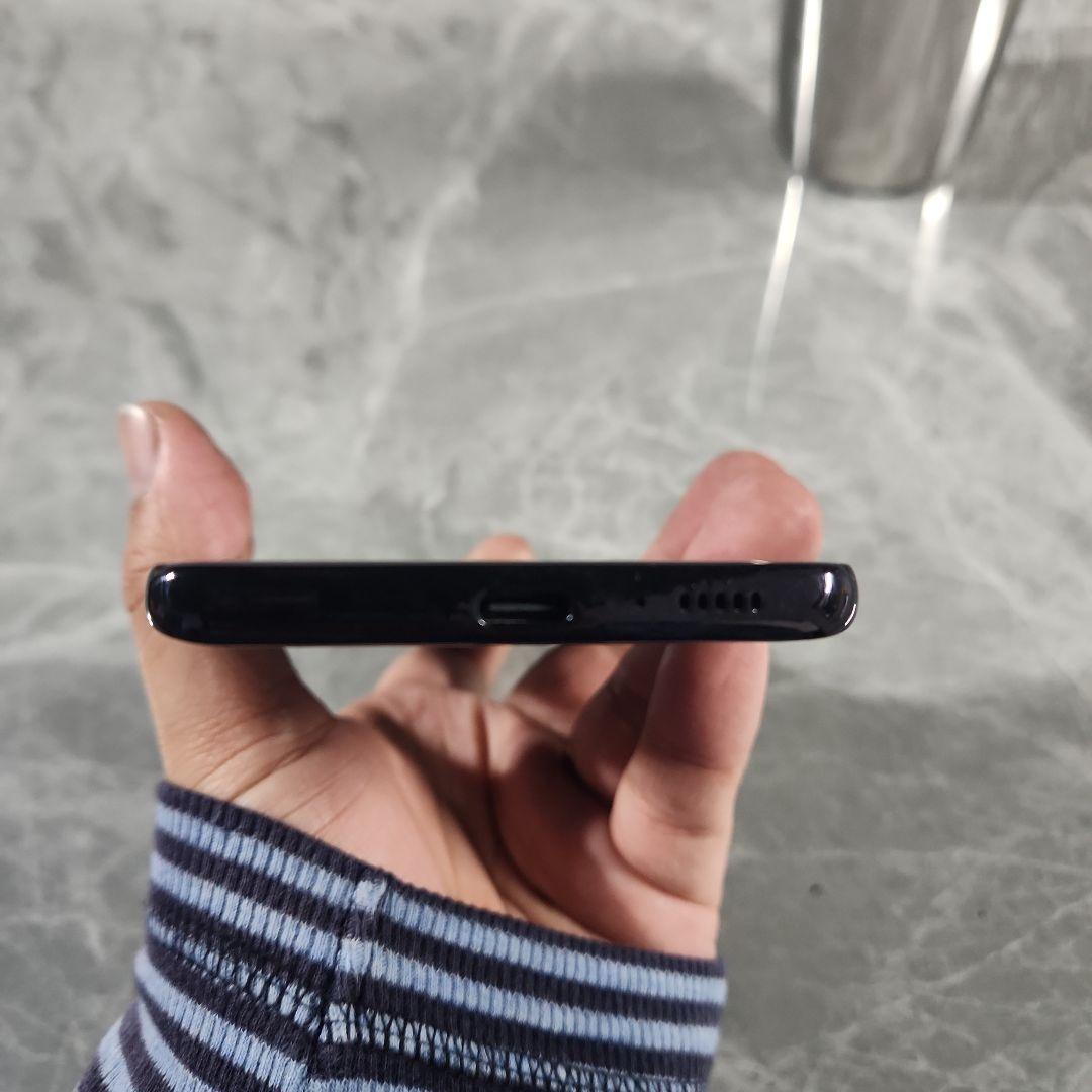 docomo Galaxy A41　スマートフォン 本体