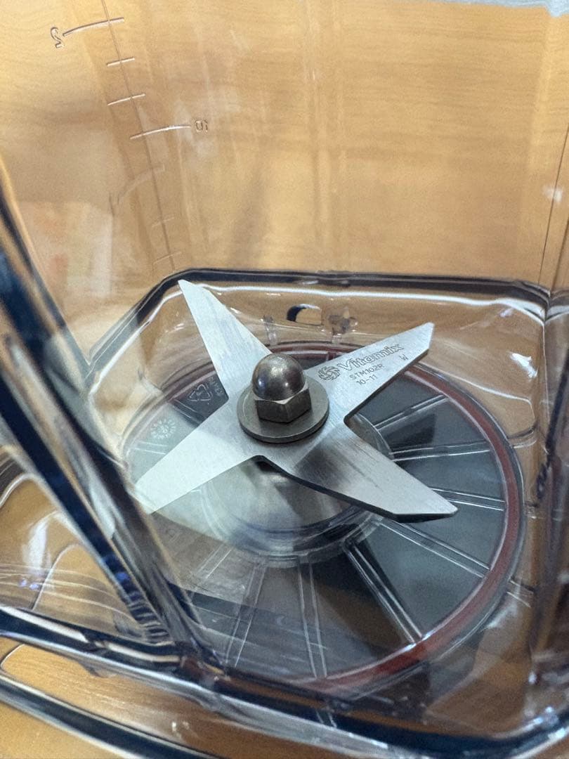 Vitamix バイタミックス TNC5200 VM0111 ミキサー赤　レッド