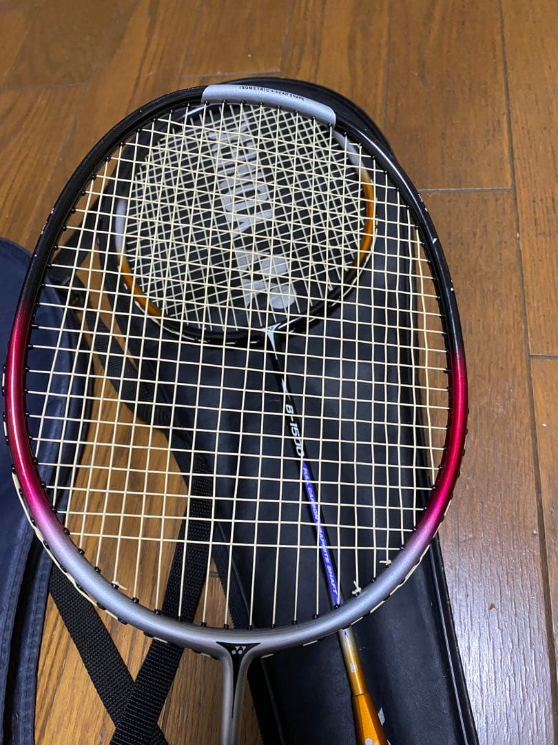 YONEX バドミントンラケット 2本セット