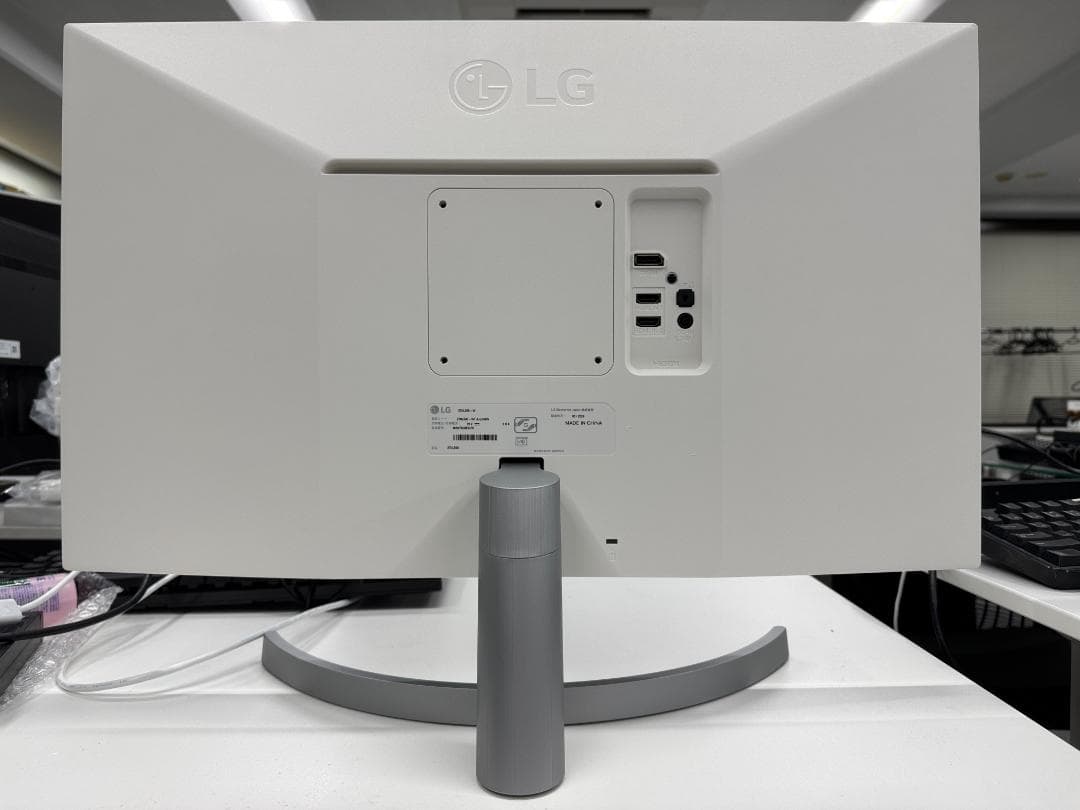 4Kモニター LG 27UL500-W 27インチ