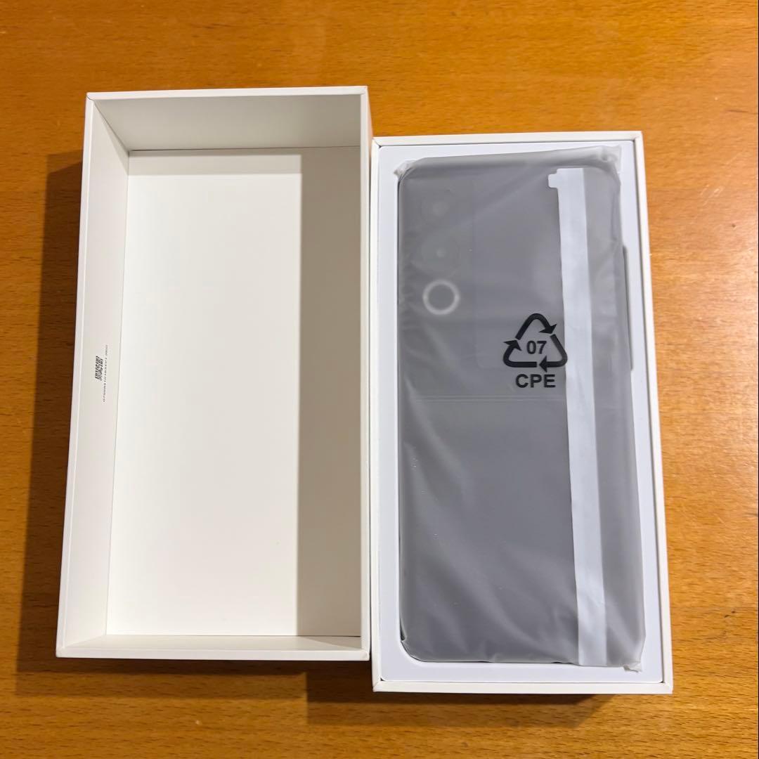 nubia Flip 2 Y!mobile 本体