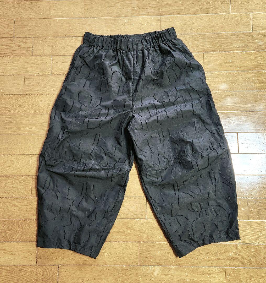 ヨーガンレール、モユルお好きなかたに　バルーンパンツ　カットジャガード黒