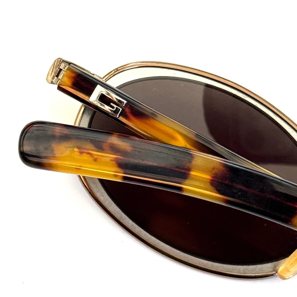 イタリア製 GUCCI オーバルサングラス