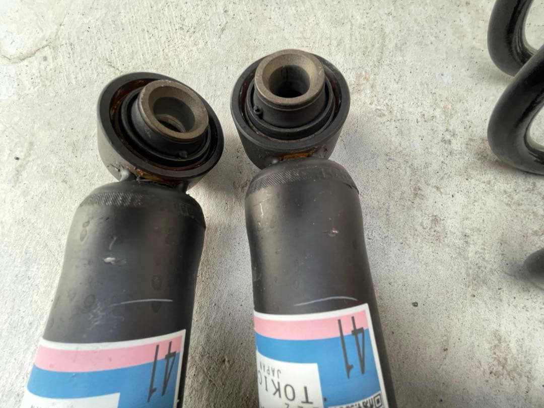 トヨタハリアー 純正サスペンション 2WD 一台分 新車外し