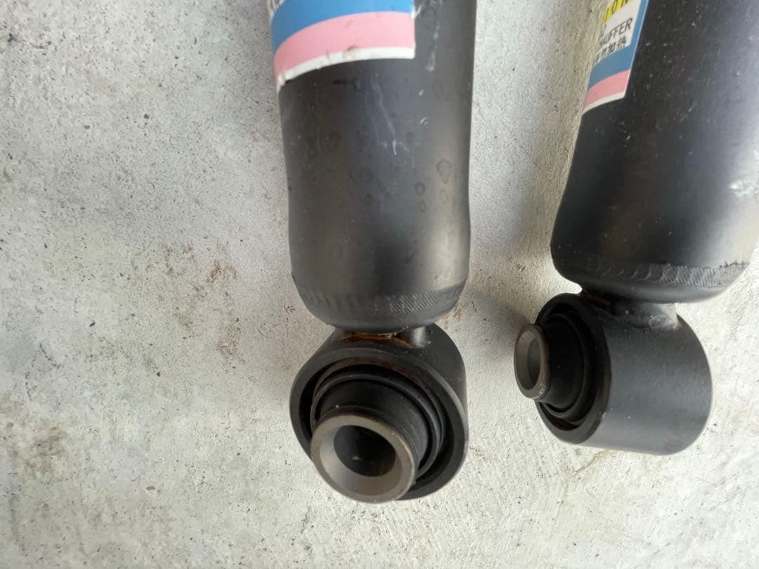 トヨタハリアー 純正サスペンション 2WD 一台分 新車外し