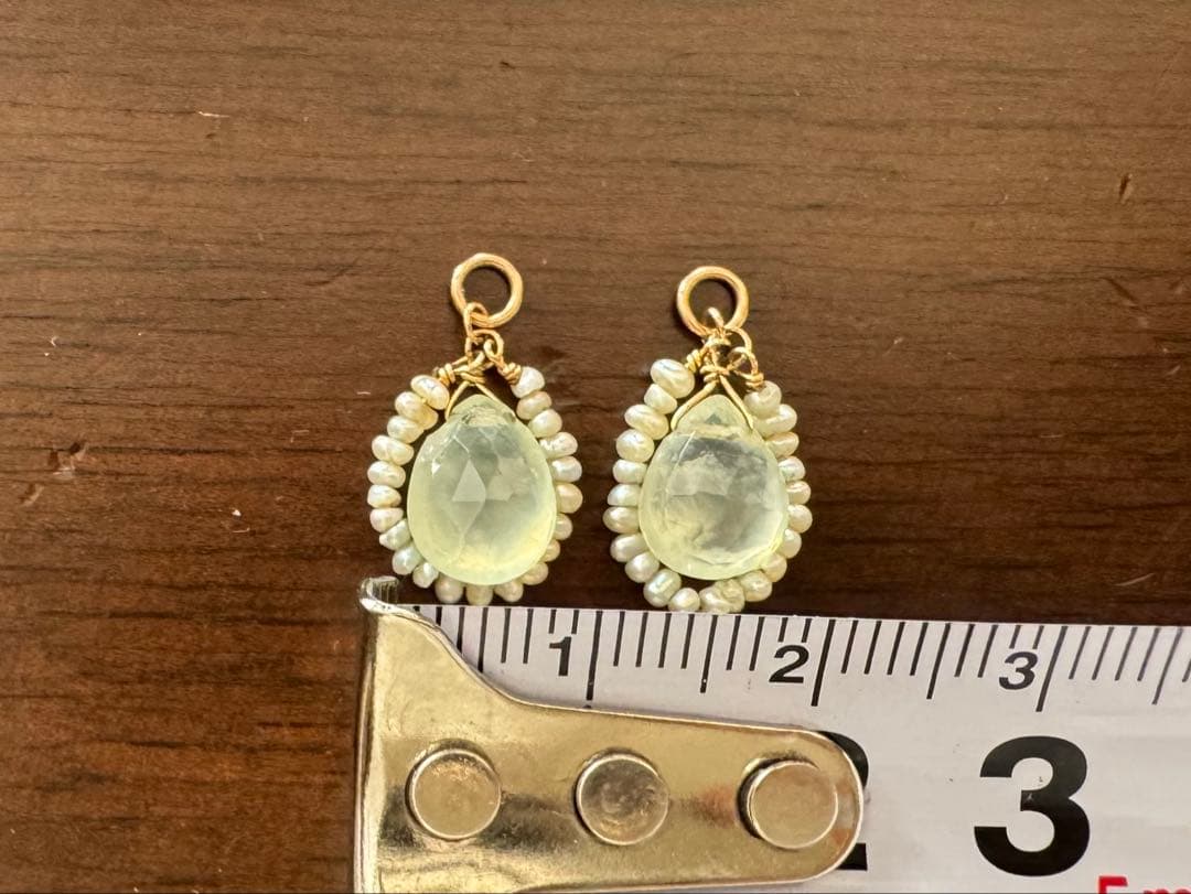 【美品】agete ピアスチャーム　淡水パール　天然石