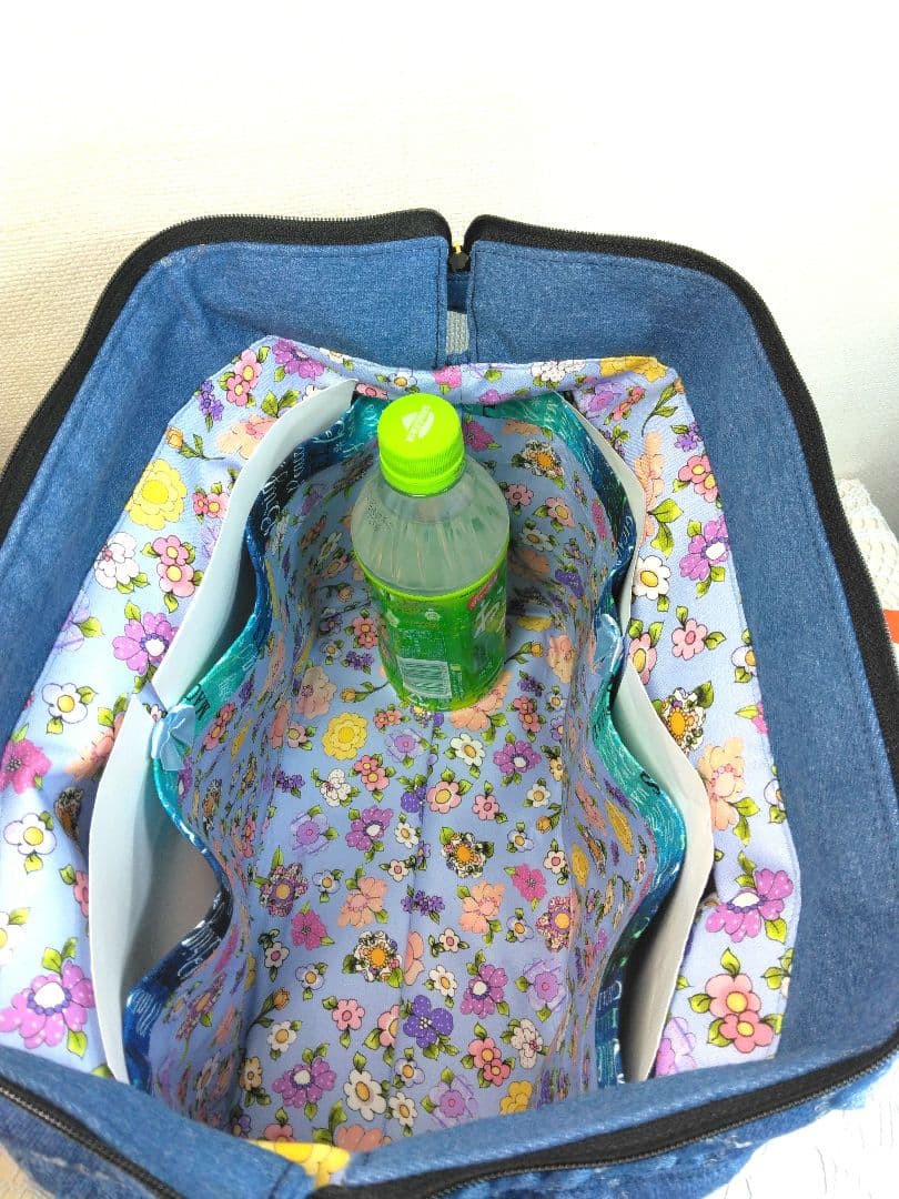 専用　最終お値下げ＊刺繍付ワイヤー口バッグ＊ロラライハリス