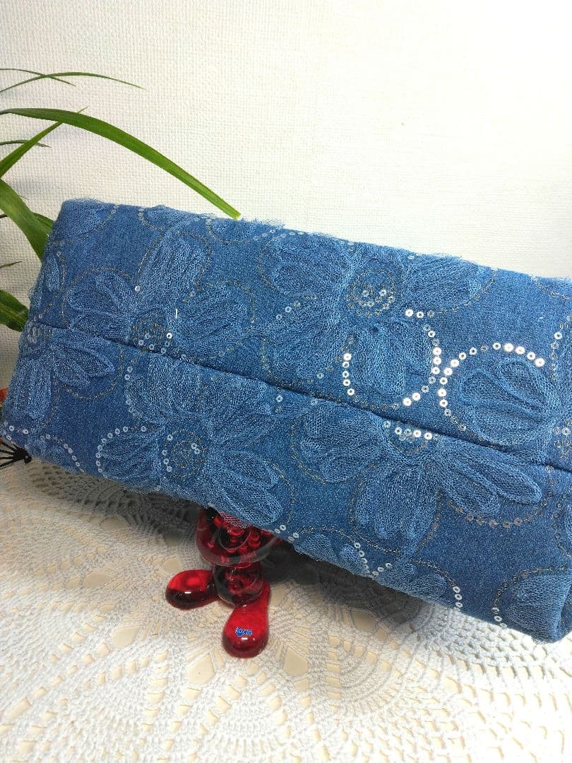 専用　最終お値下げ＊刺繍付ワイヤー口バッグ＊ロラライハリス