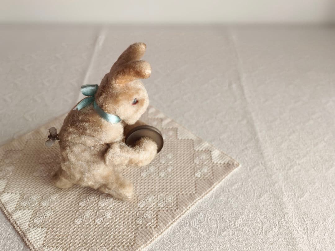 【キラキラさま】vintage ❀ ゼンマイ仕掛けの シンバル うさちゃん