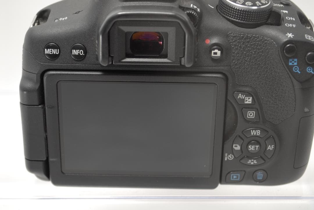 ☘️3本のレンズ付き✨動作良品✨Wi-Fi内蔵☘️ Canon Kiss X8i