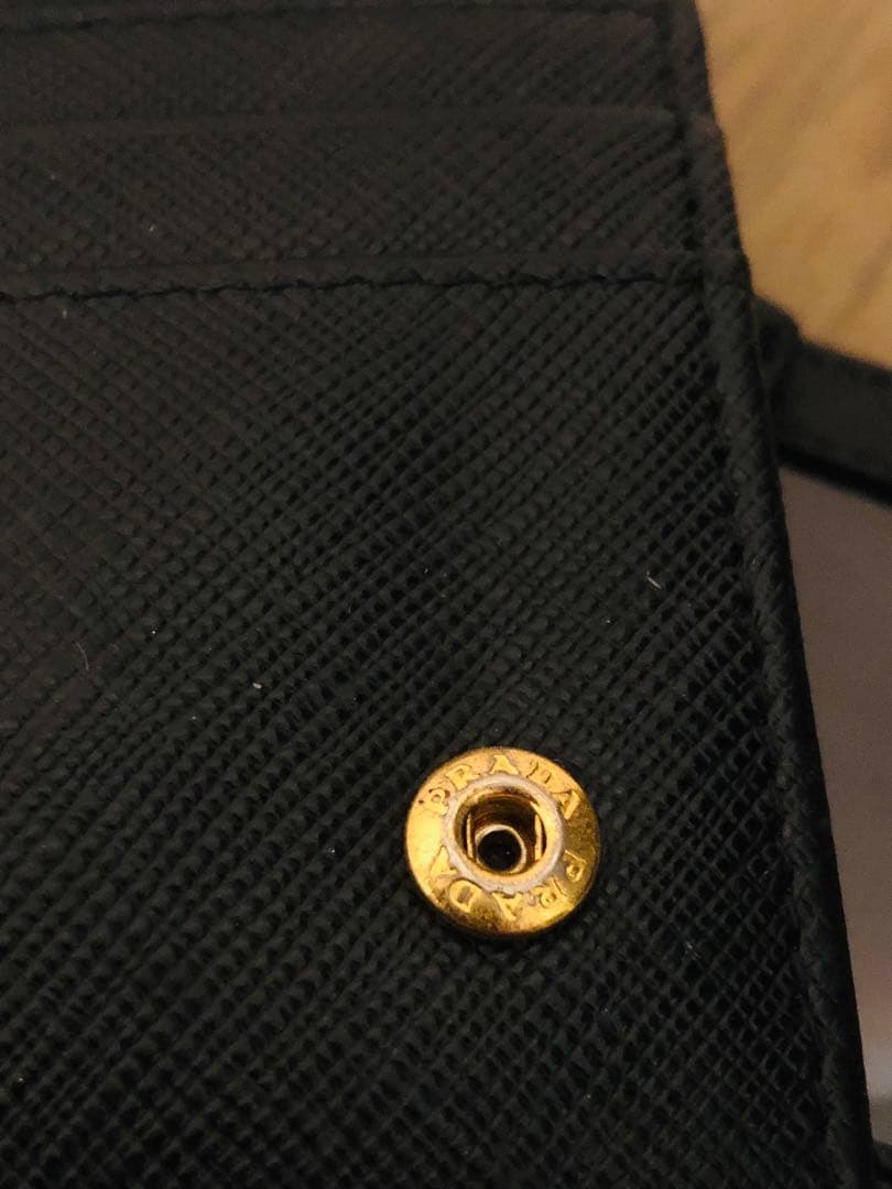 PRADA ブラック レザー 長財布