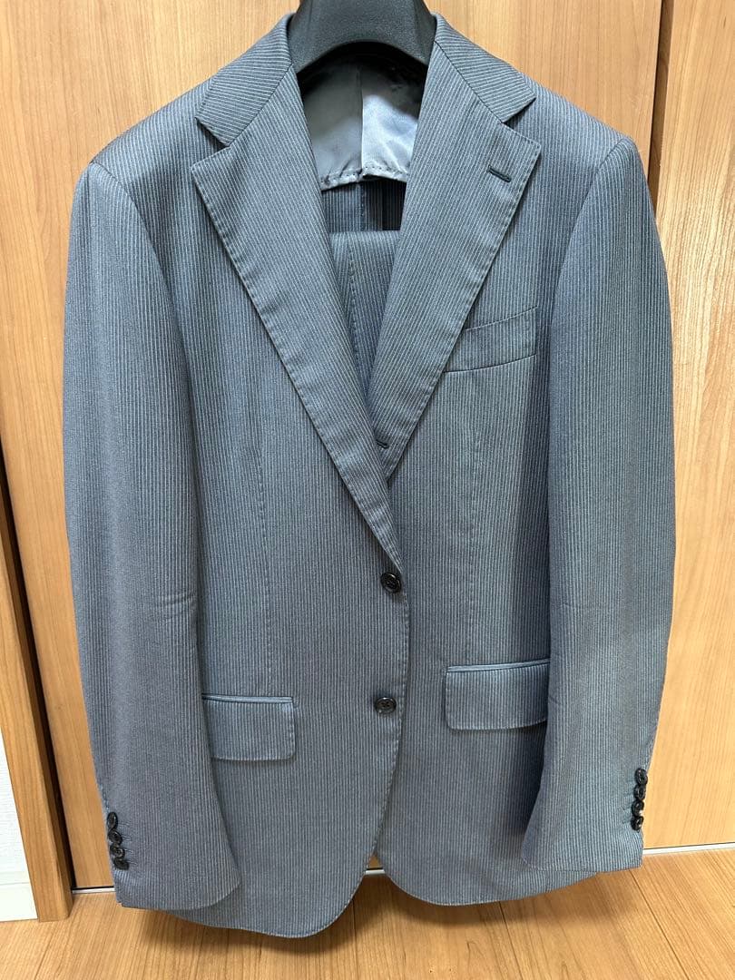 ビームスBrilla ブリッラペルイルグスト　グレー ストライプ スーツ46