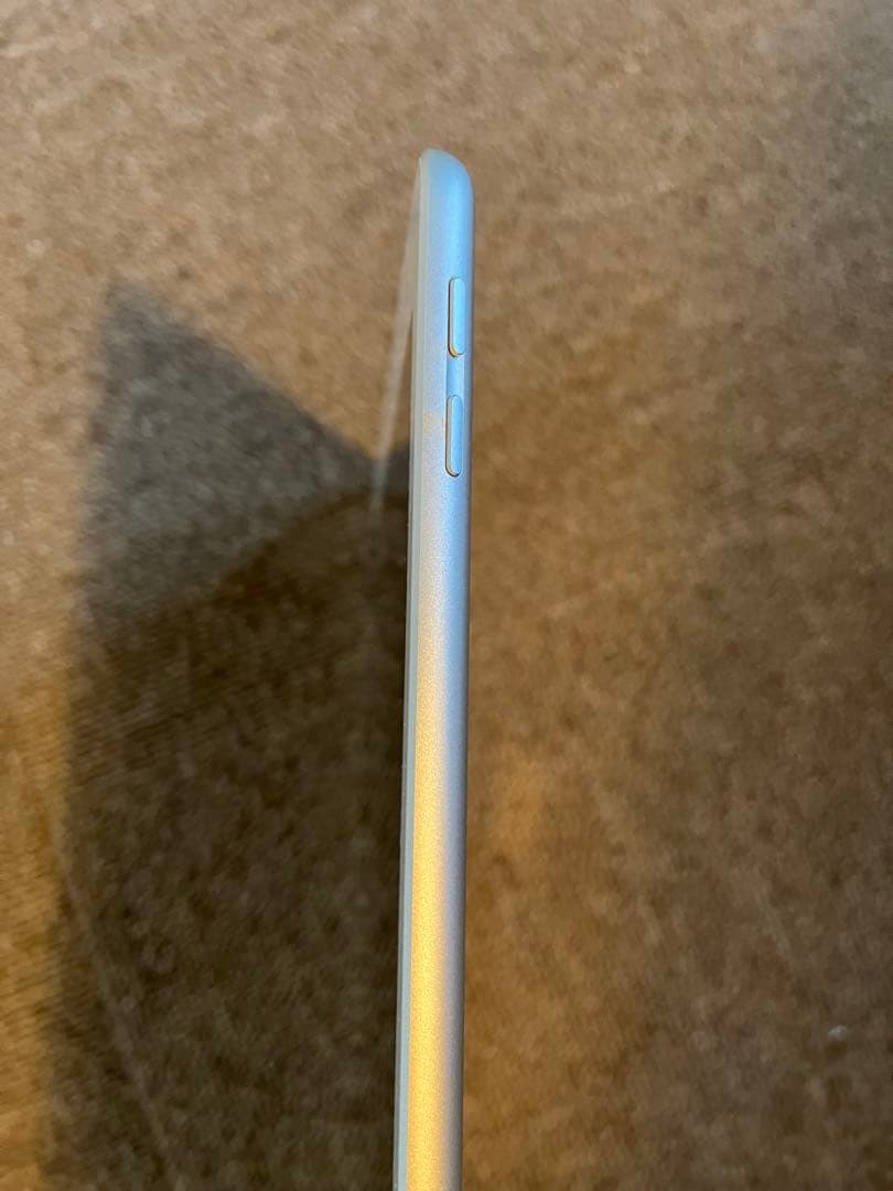 シルバーiPad 第6世代 128GB+ペンシル+予備+ケース