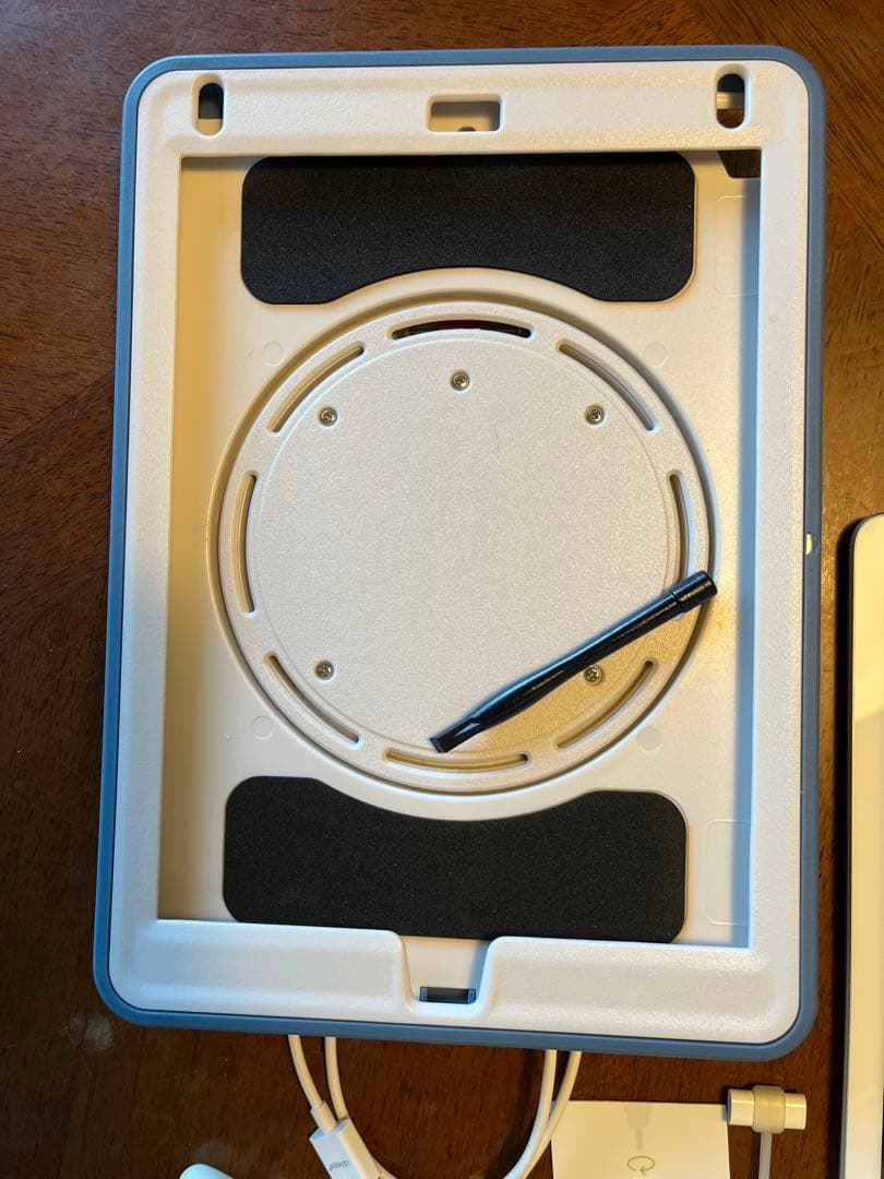 シルバーiPad 第6世代 128GB+ペンシル+予備+ケース