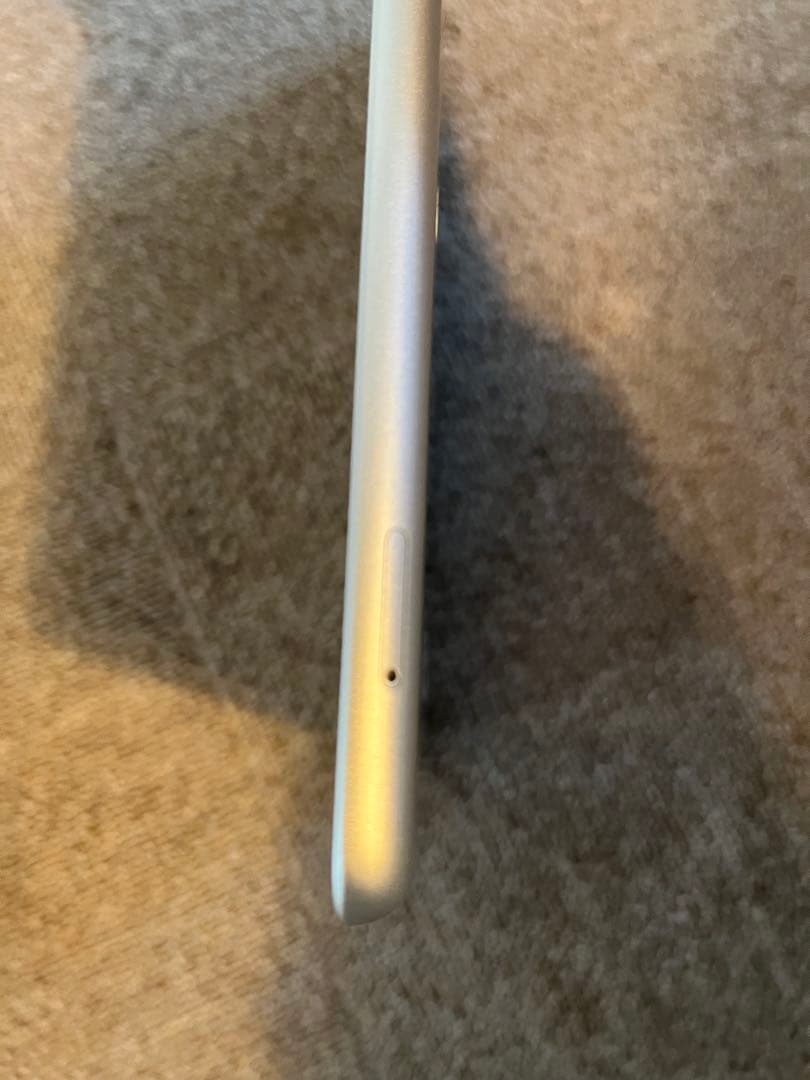 シルバーiPad 第6世代 128GB+ペンシル+予備+ケース