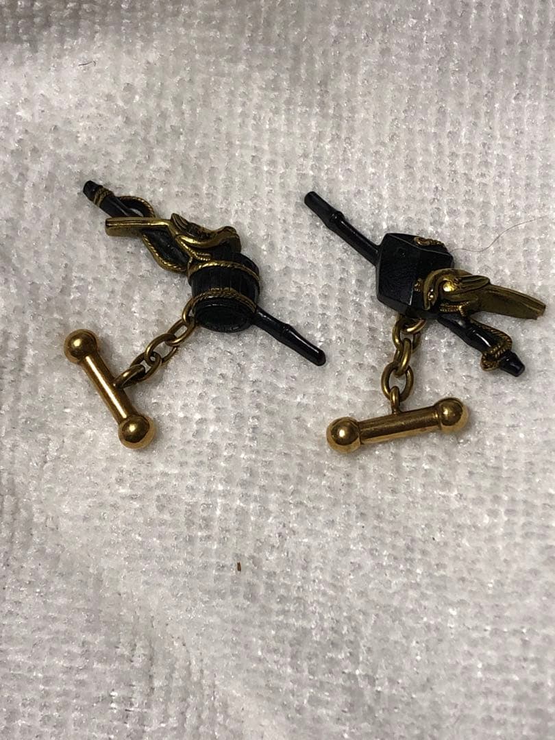 アンティーク　目貫リメイク　金工　カフスボタン　刀装具　古美術　工芸品