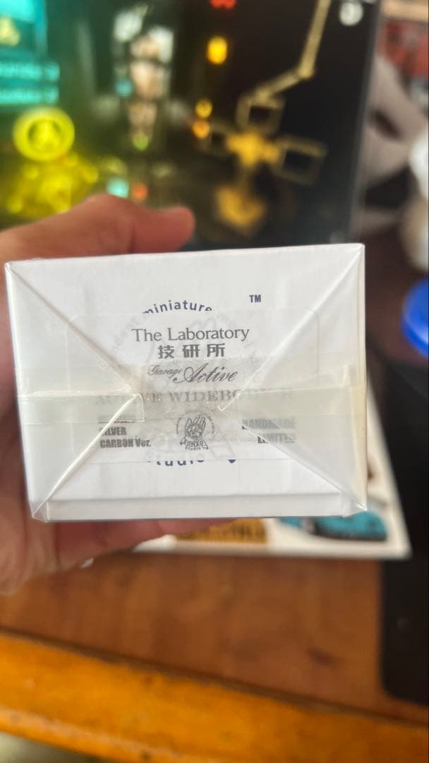 ミニカー 1/64 Zonzo R32 Garage Active