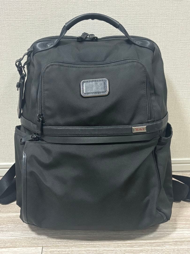 TUMI トゥミ Alpha3 スリム・ソリューションズ・ブリーフ・パック