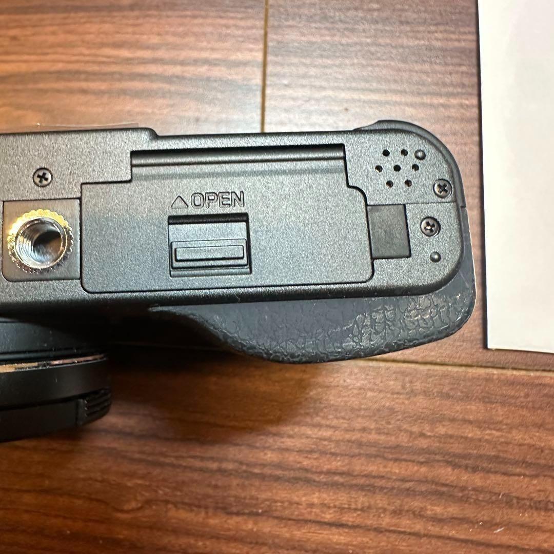 RICOH GX200 デジカメ 新品未使用 2415