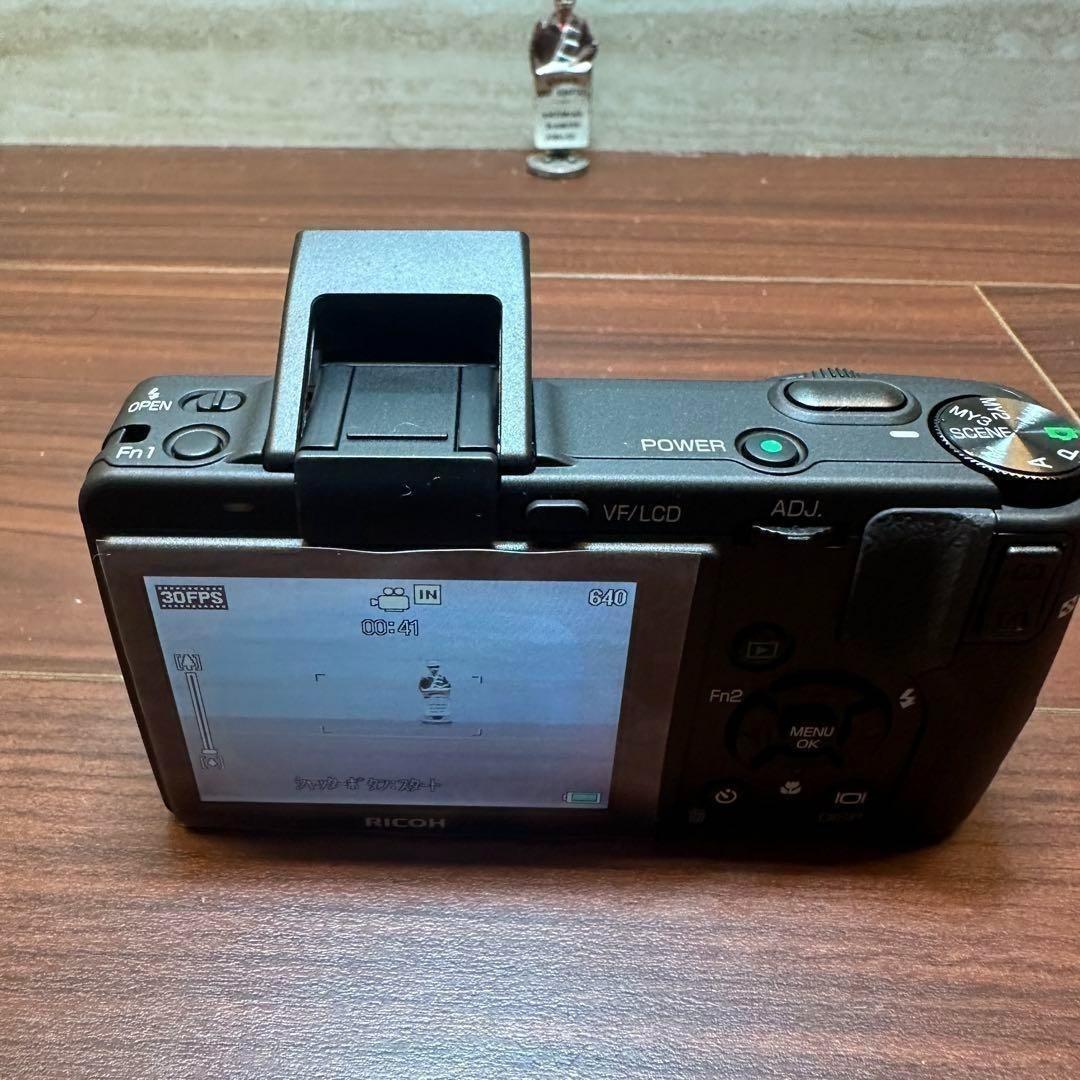 RICOH GX200 デジカメ 新品未使用 2415