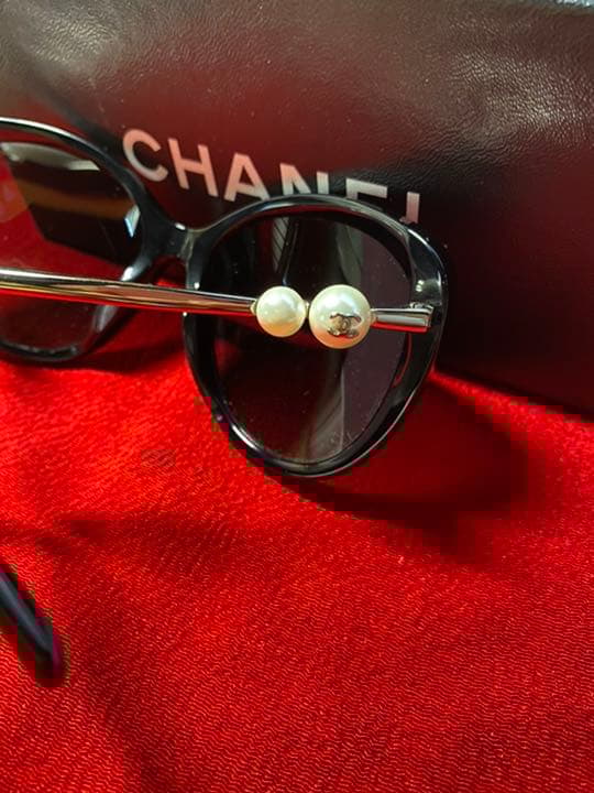 専用ページになります 美品 CHANEL フェイクパール サングラス