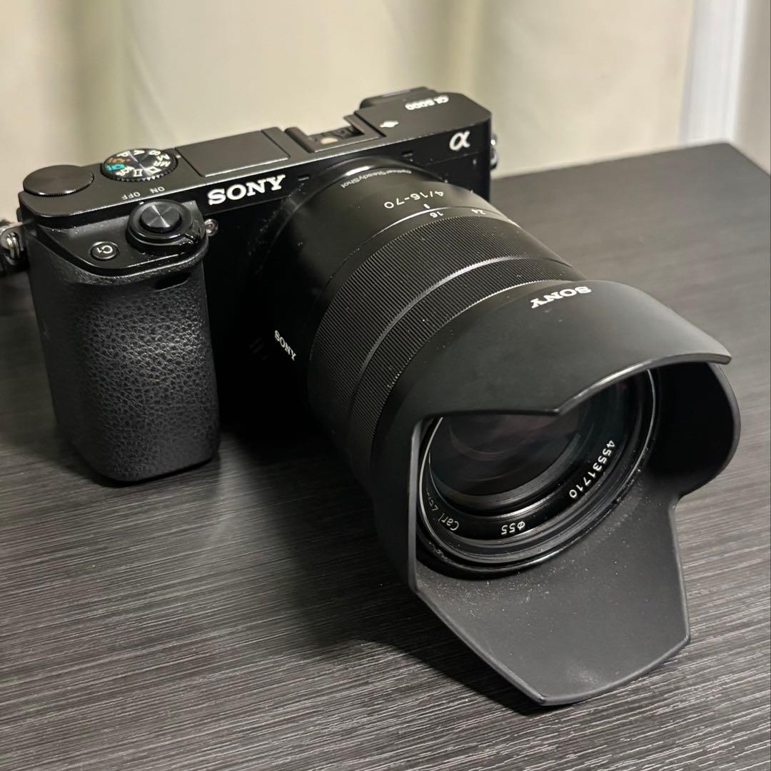 【値下げ交渉受付中】SONY α6000/デジタル一眼レフカメラ/レンズセット