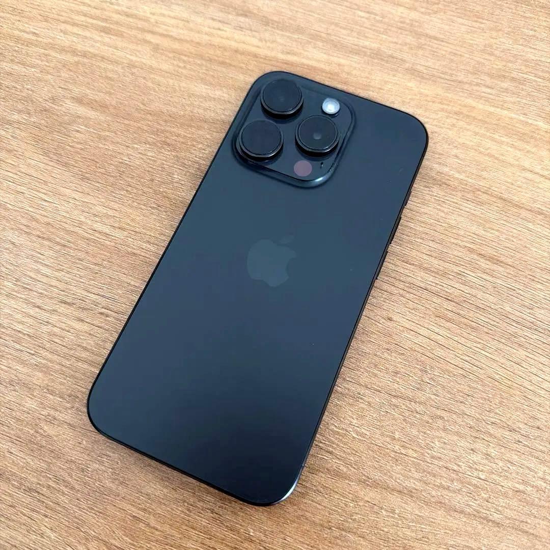 【美品/即日発送】iPhone15Pro 本体 1TB SIMフリー