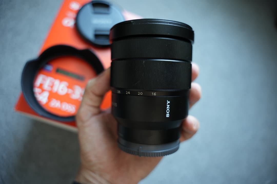 ソニー ZEISS FE 16-35mm F4 ZA OSS SEL1635Z