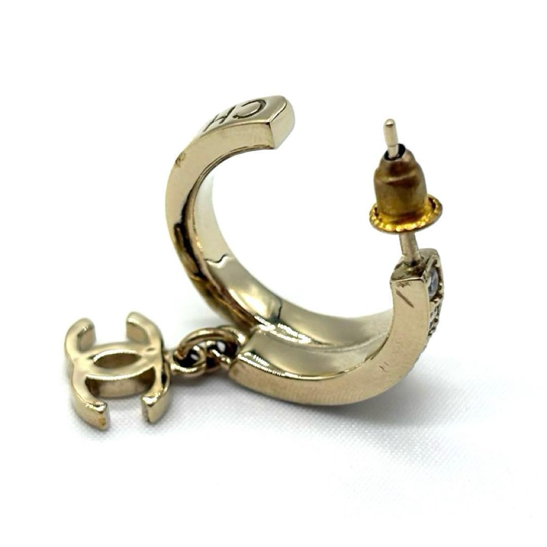 希少♡正規品 CHANEL ココマーク ラインストーン ピアス ゴールド 片耳