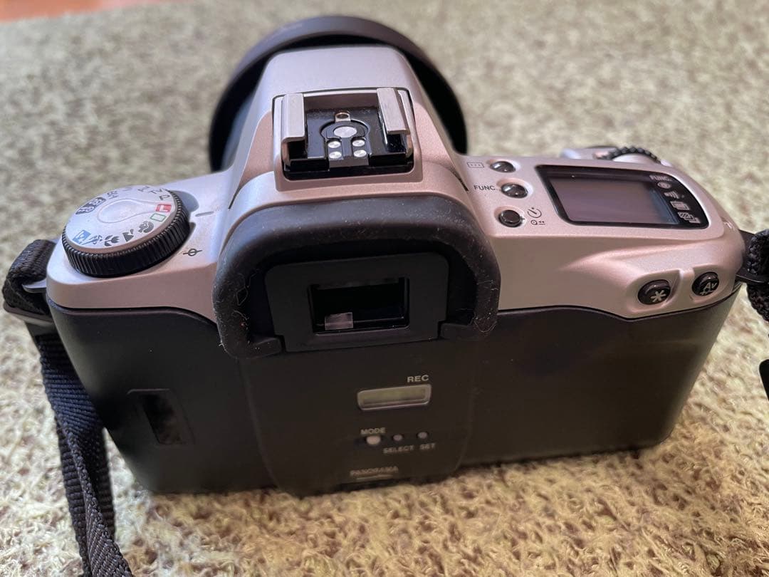 Canon EOS Kiss フィルム一眼レフカメラセット　電池付き