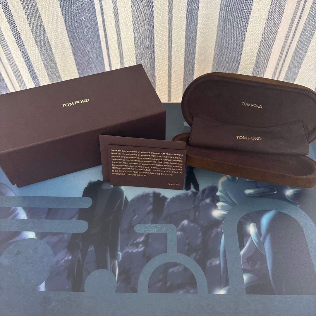 【美品】トムフォード サングラス FT0897-K