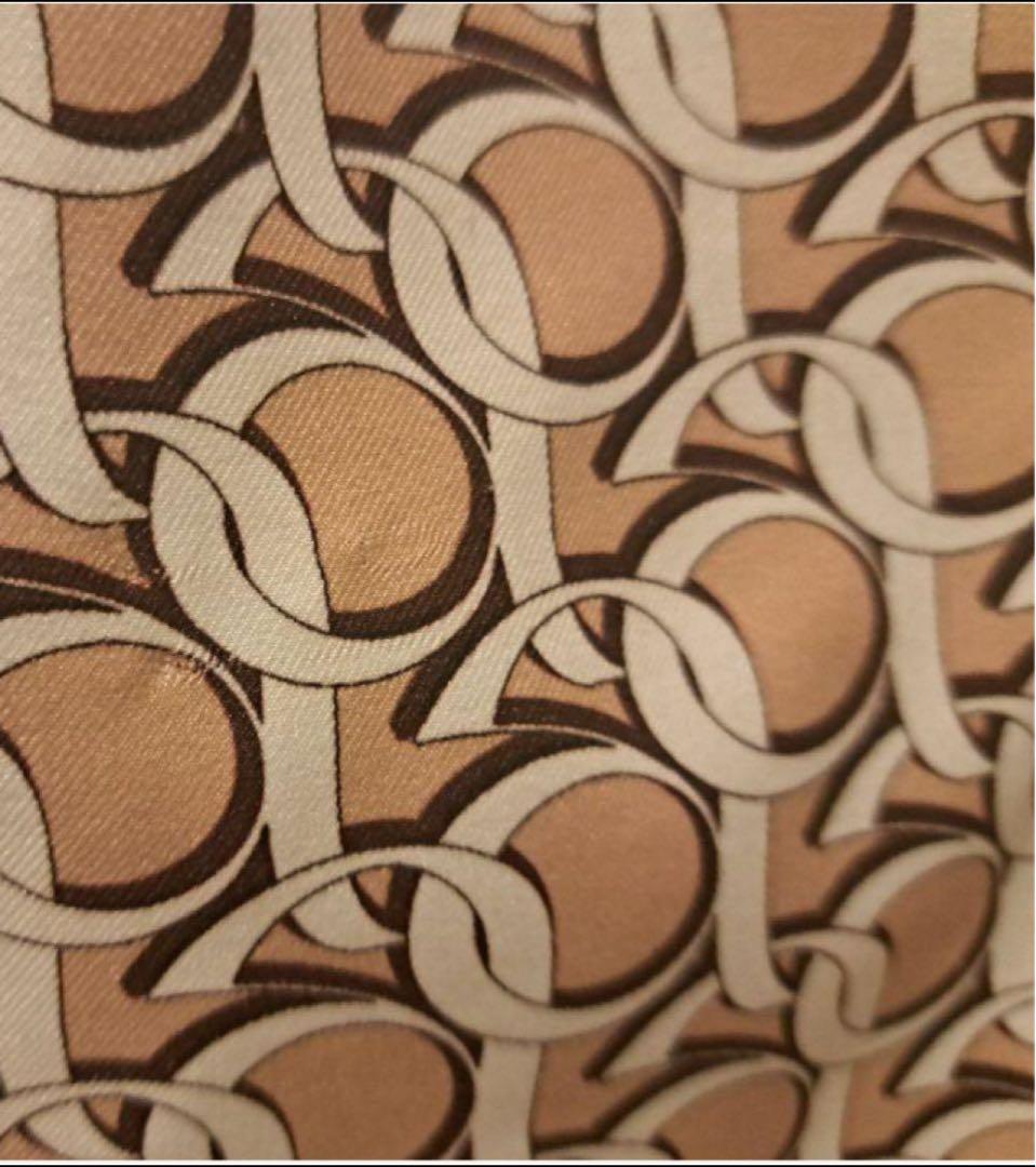 エレガントなADEAMのプリントワンピース