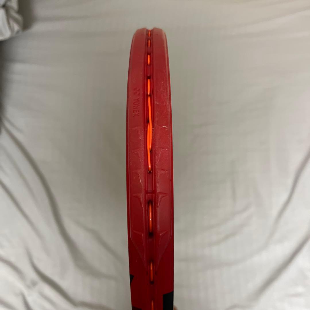 YONEX VCORE 100テニスラケット