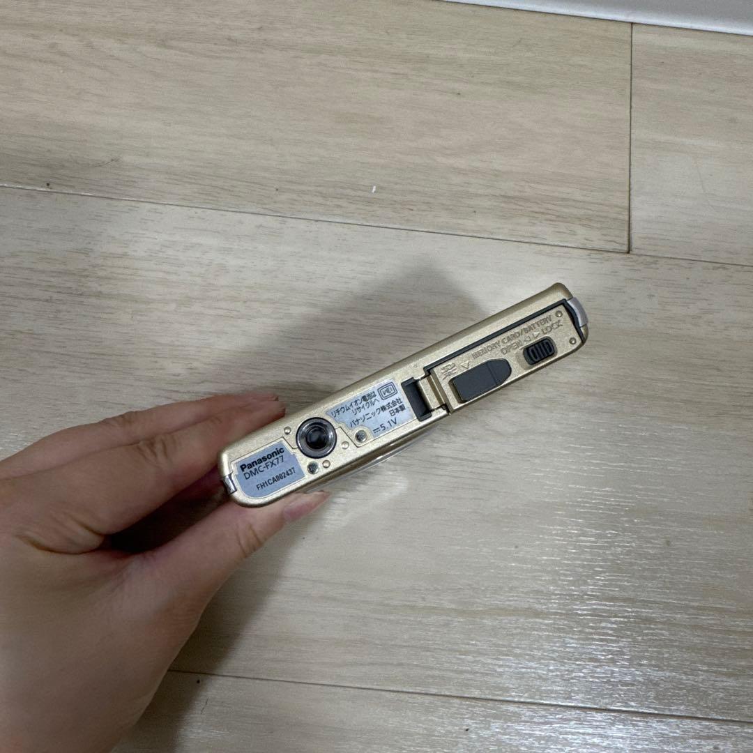 Panasonic DMC-FX77 デジカメ