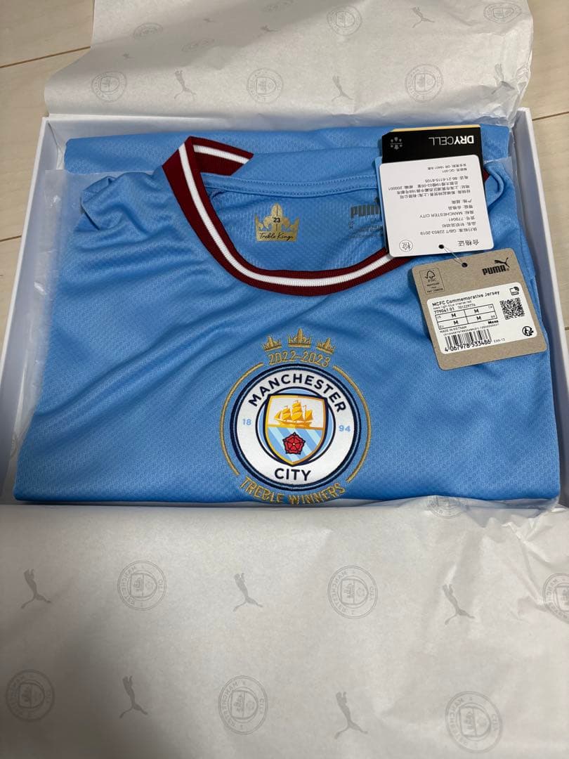 【正規品・新品未使用】マンチェスターシティ　ユニフォーム　トレブル記念　限定
