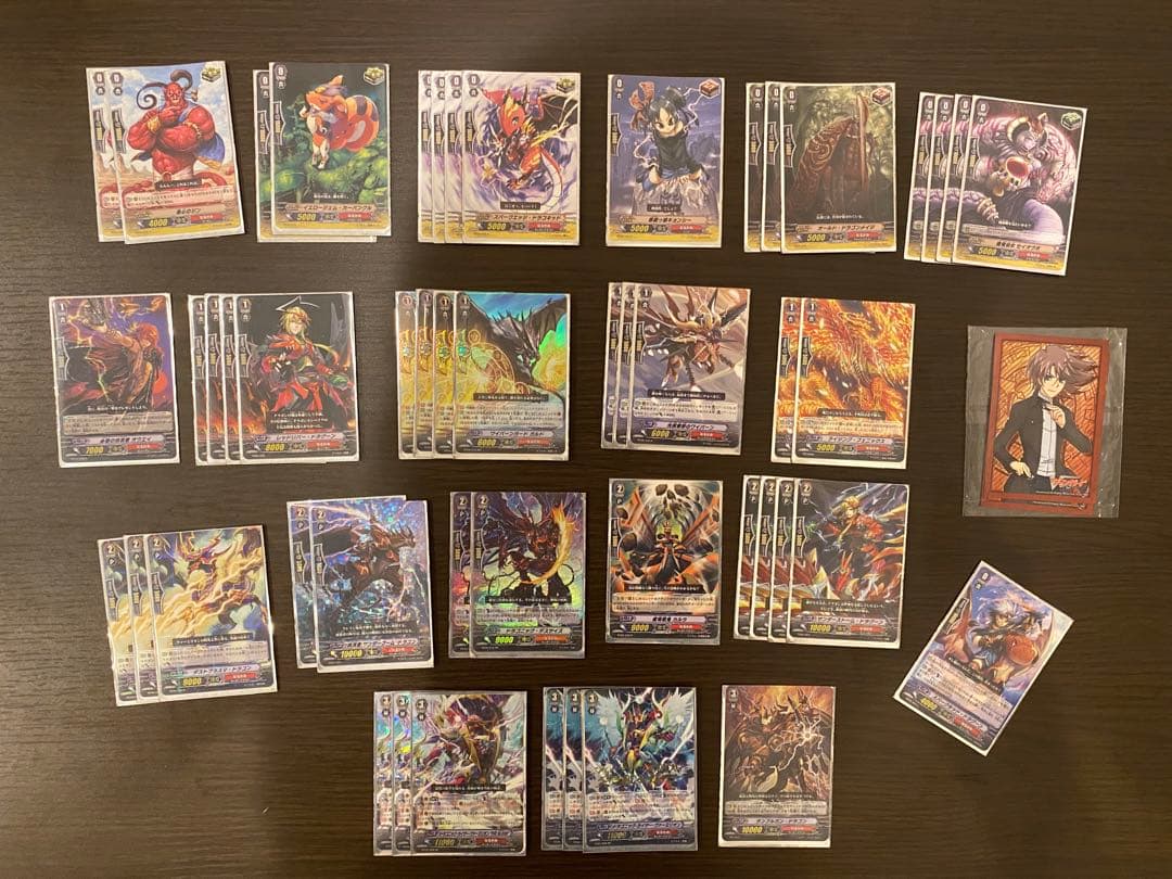 ヴァンガード　引退品　1,200枚以上