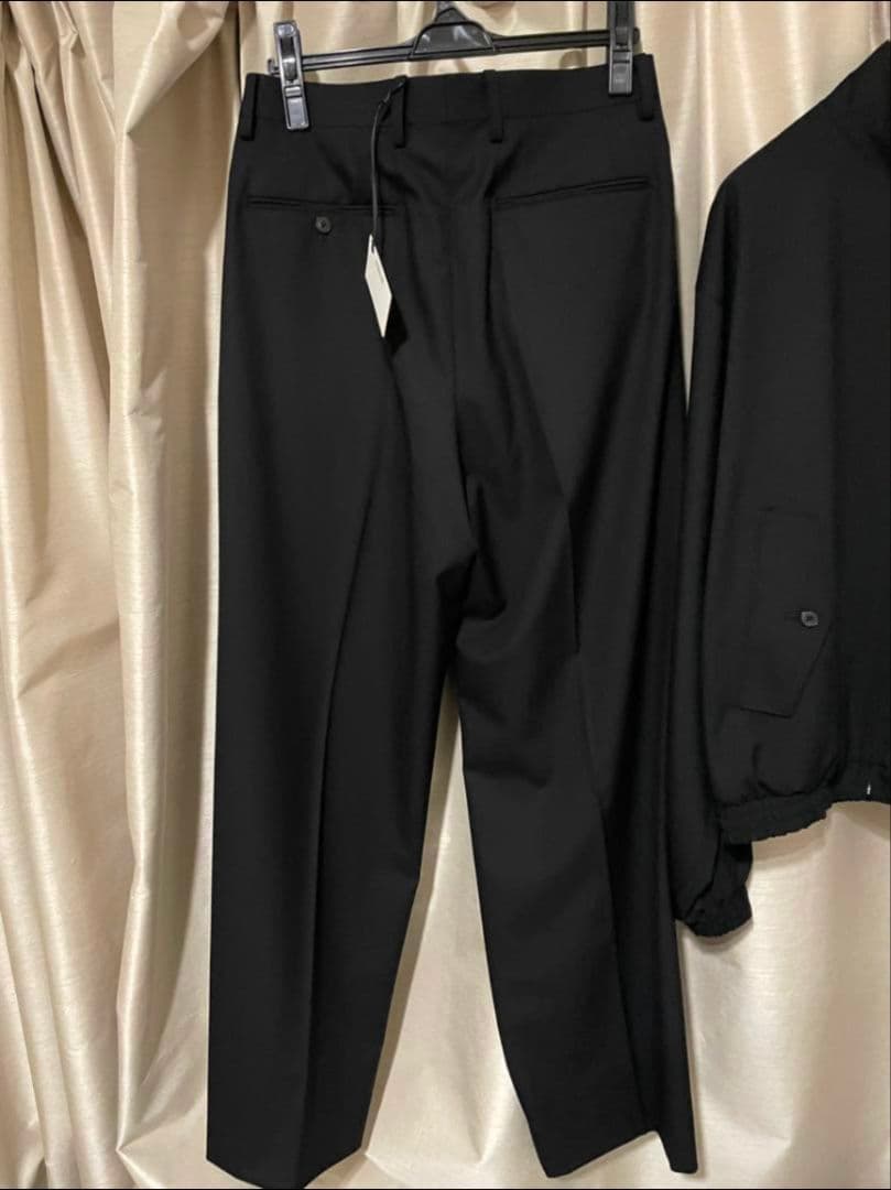 新品 AURALEE TROPICAL WOOL TWO-TUCK SLACKS