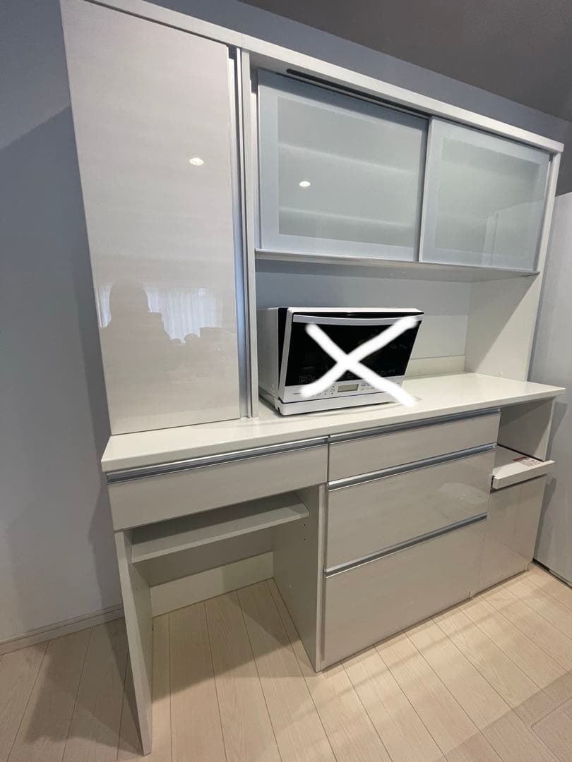 ホワイト 食器棚・配送料込み！