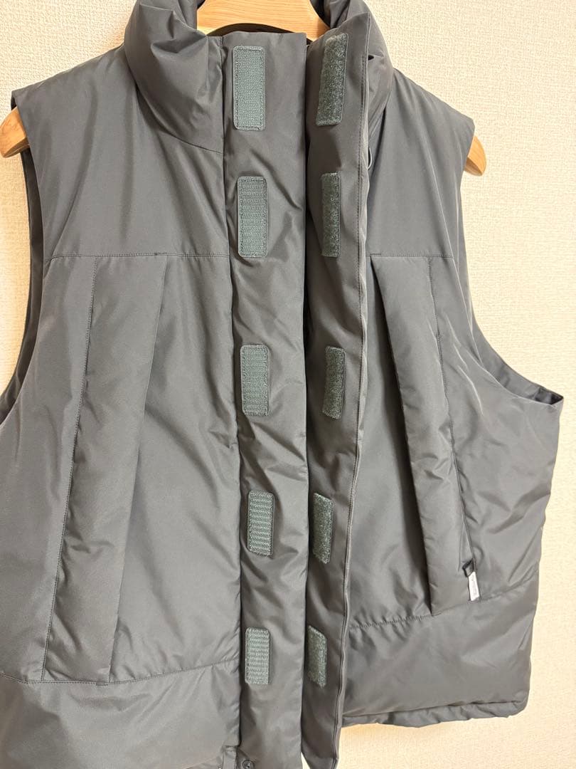 【極美品L】DAIWA PIER 39 ダウンベスト チャコール 正規店購入