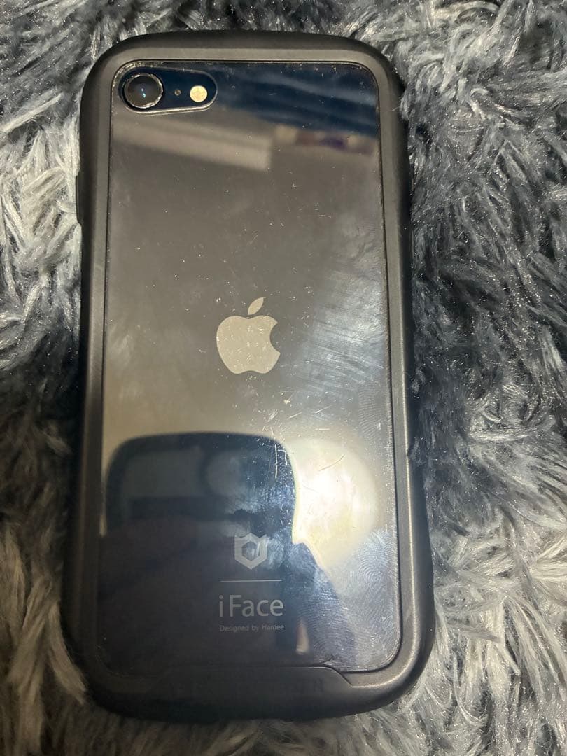 Apple iPhone SE 第三世代　ブラック 本体