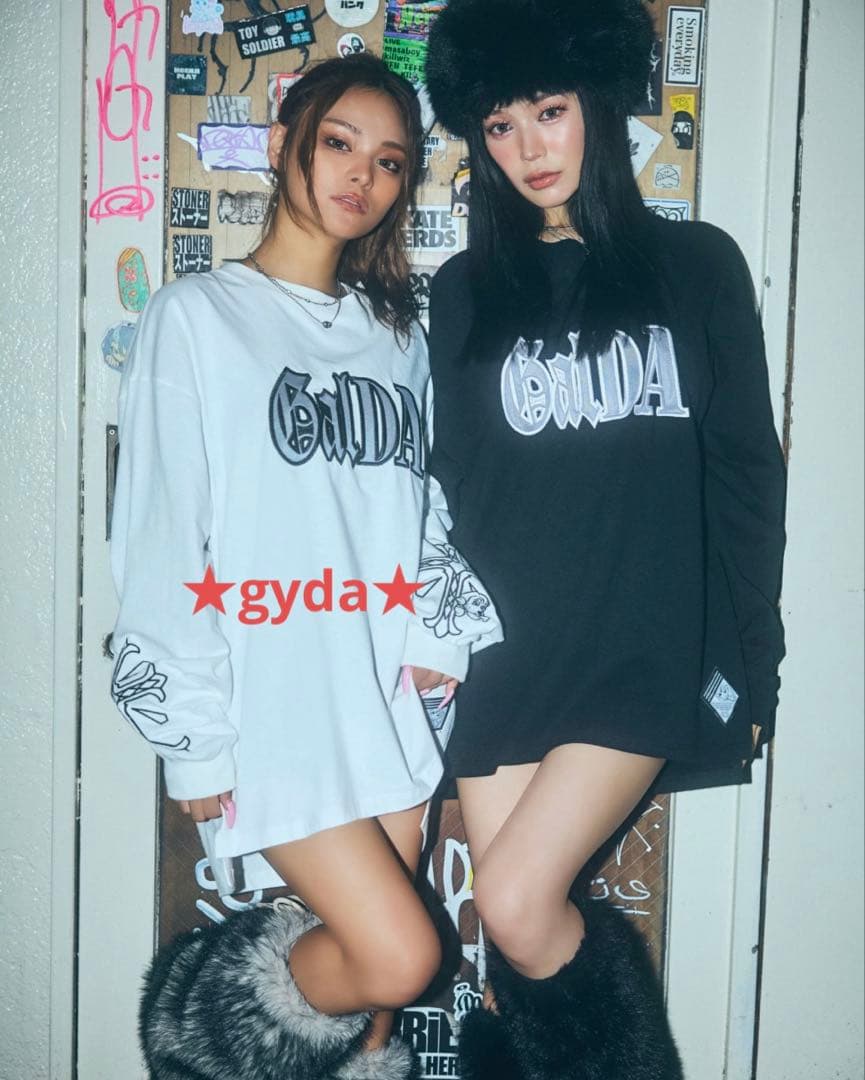 ℛ*˚様 gyda❣️GALFY original cross long Tシャ